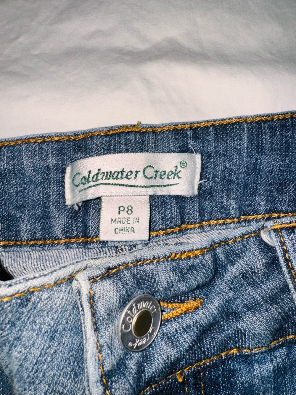 Embroidered Jeans - Picture 4 of 4